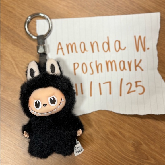 Authentic Popmart Pin For Love Labubu: Letter R - Picture 7 of 7